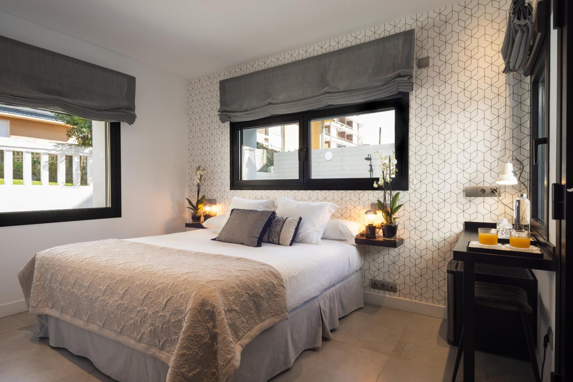 La Playa Suites سوانثيس الغرفة الصورة