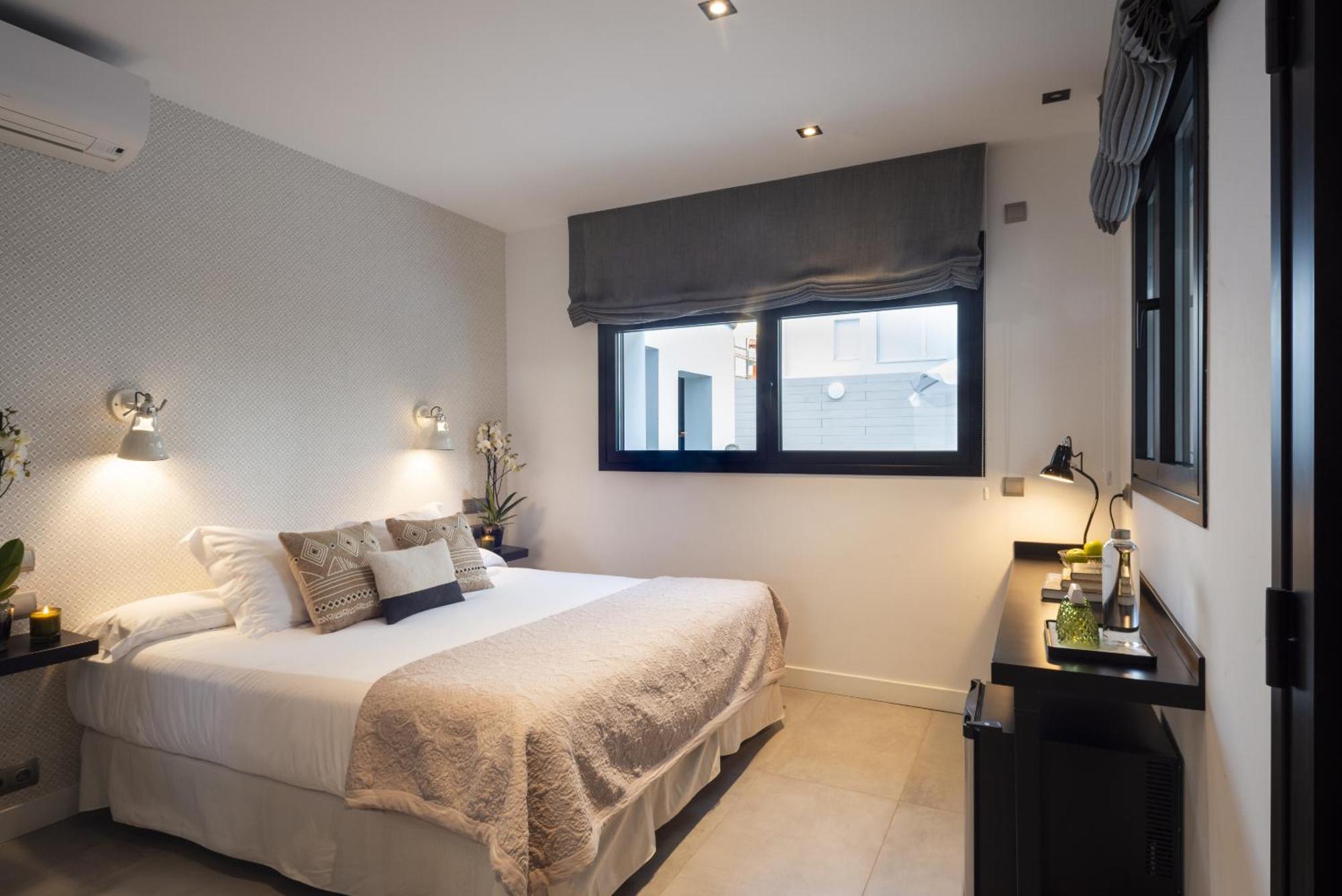 La Playa Suites سوانثيس الغرفة الصورة