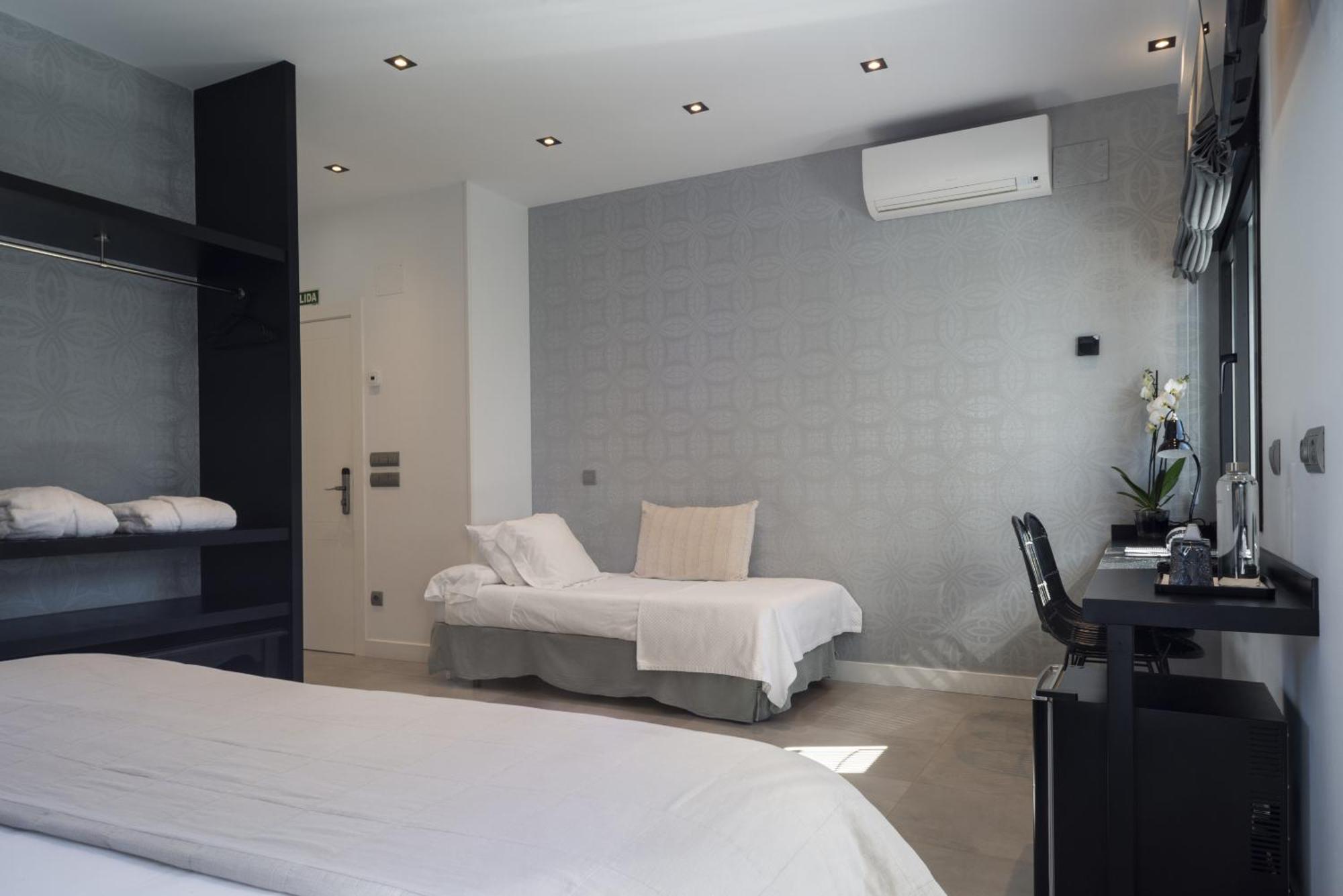 La Playa Suites سوانثيس الغرفة الصورة