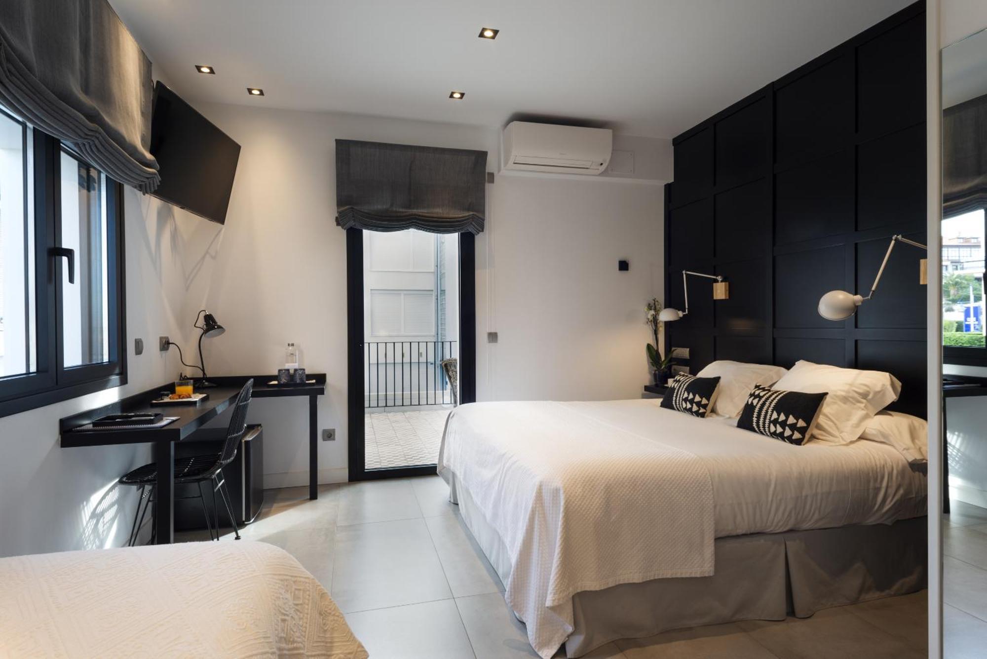 La Playa Suites سوانثيس المظهر الخارجي الصورة