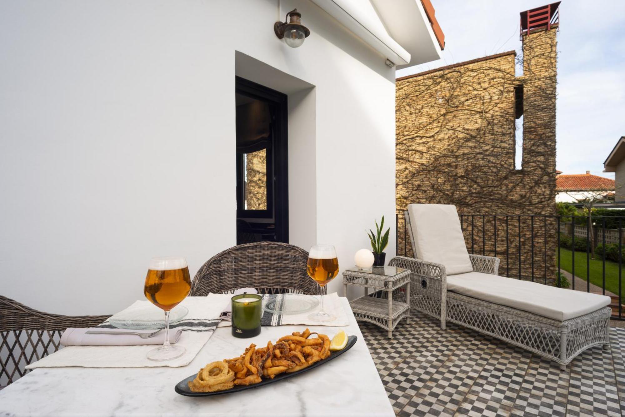 La Playa Suites سوانثيس المظهر الخارجي الصورة