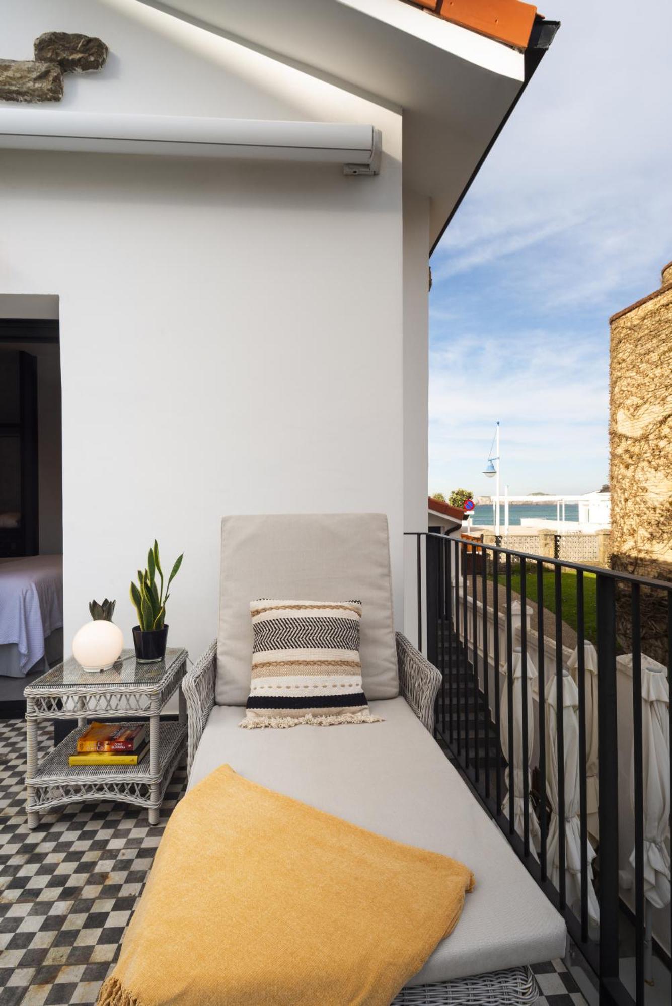 La Playa Suites سوانثيس المظهر الخارجي الصورة