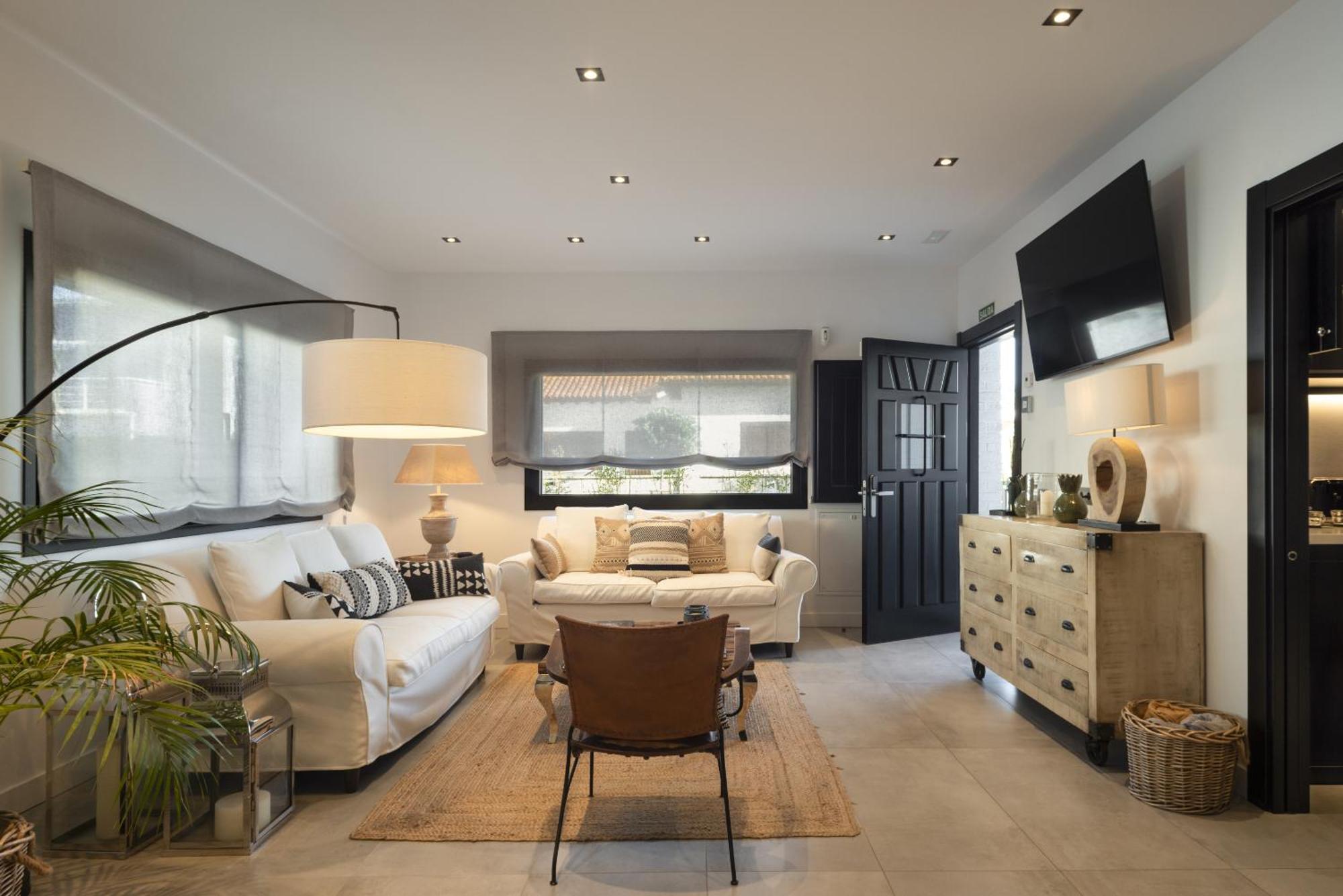 La Playa Suites سوانثيس المظهر الخارجي الصورة