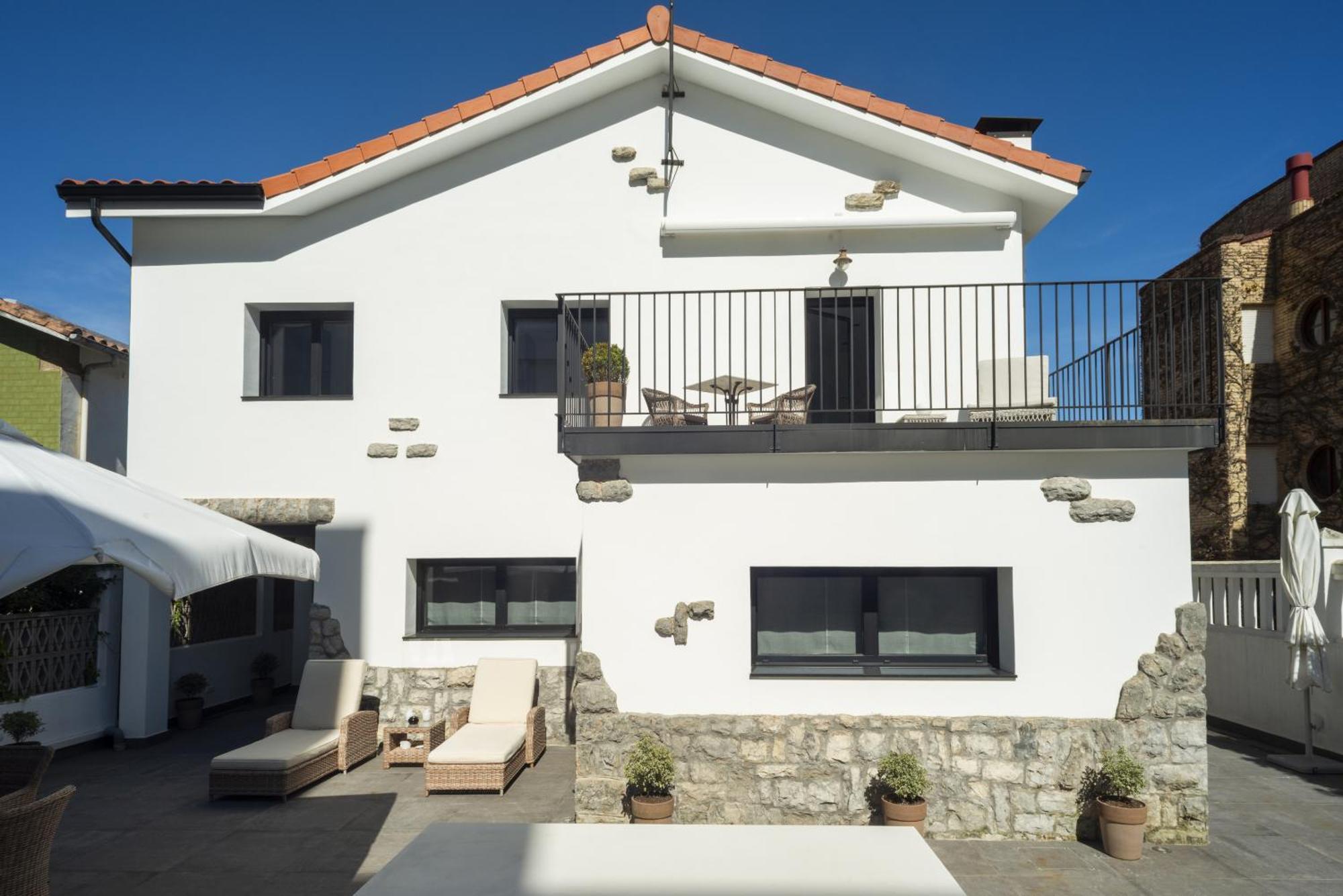La Playa Suites سوانثيس المظهر الخارجي الصورة